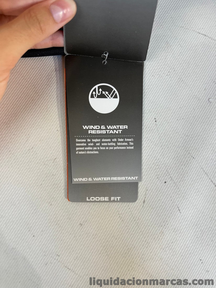 Chaqueta ligera resistente al viento y al agua para niños de Under Armour