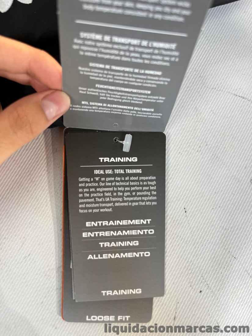 Chaqueta ligera resistente al viento y al agua para niños de Under Armour