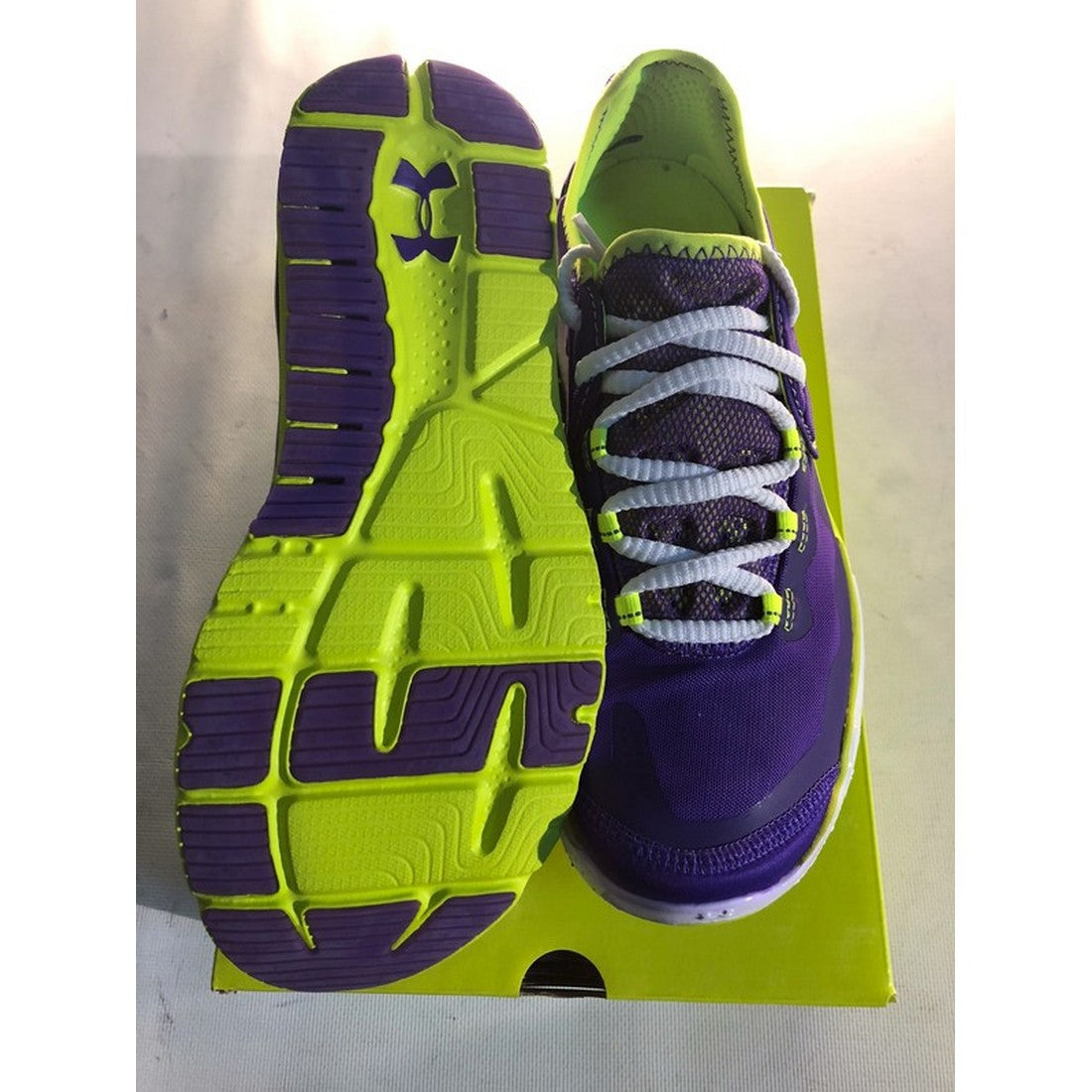 Zapatillas deportivas Charge RC para mujer de Under Armour