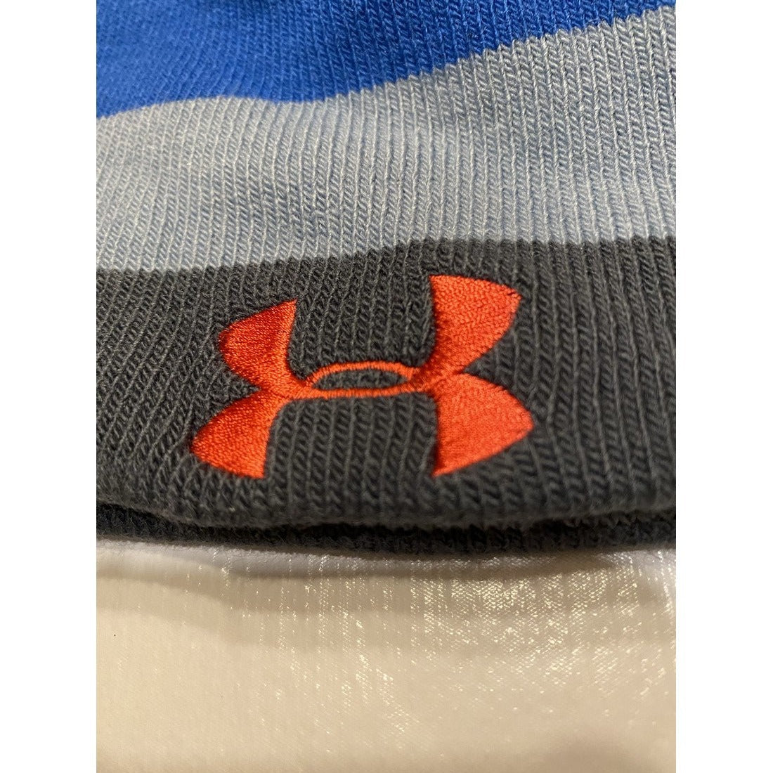 Gorro termico reversible para hombre de Under Armour
