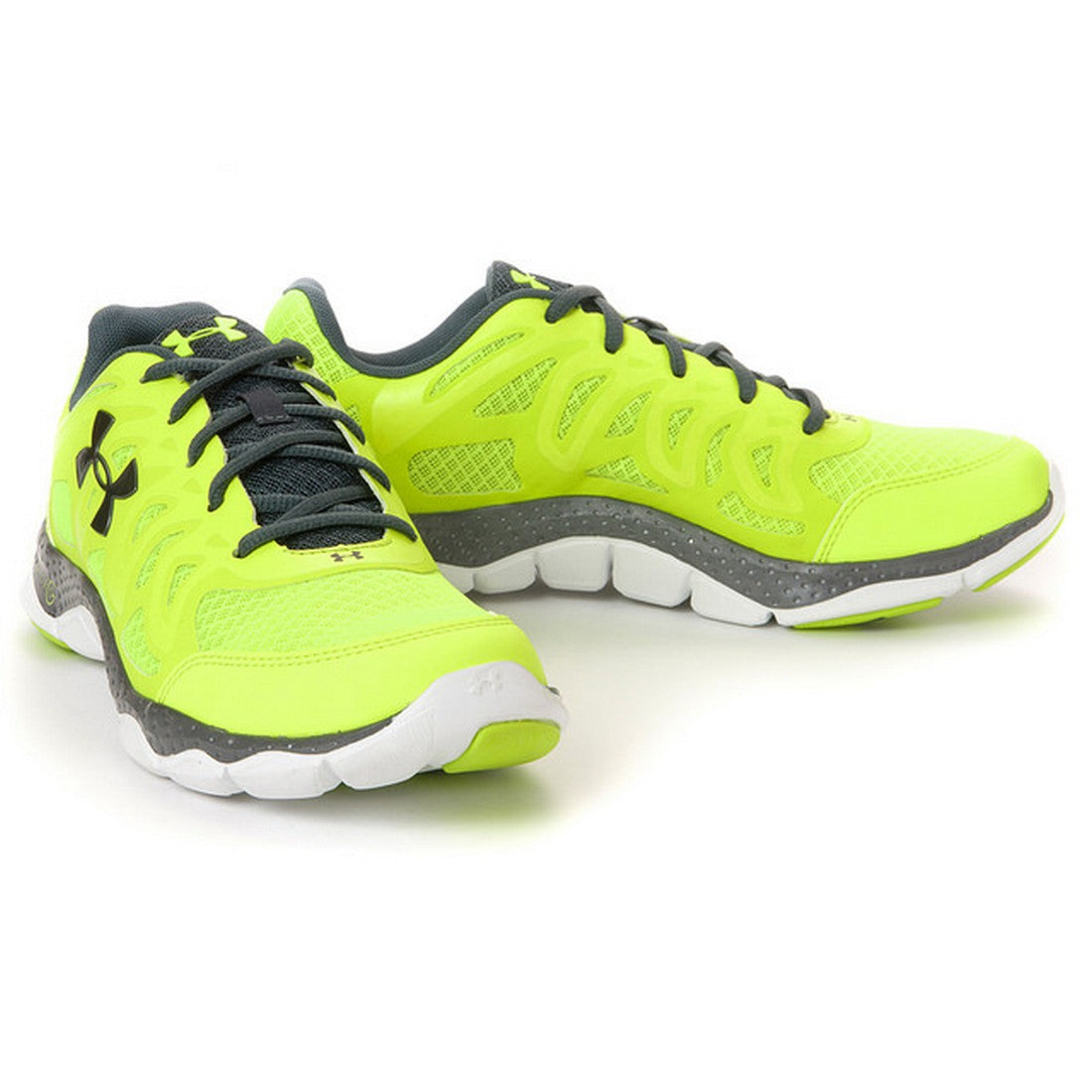 Zapatilla deportiva Micro G Engage para hombre de Under Armour