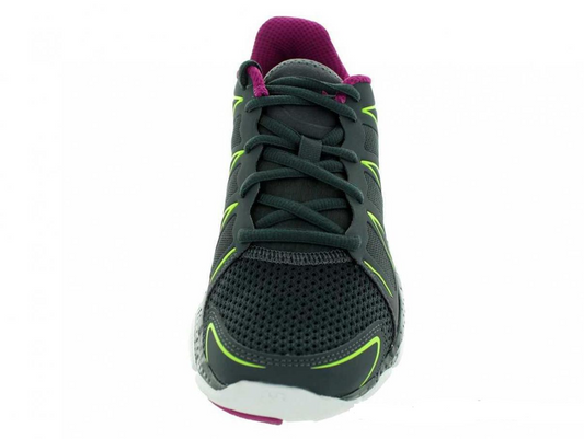 Zapatilla deportiva Micro G Engage para mujer de Under Armour